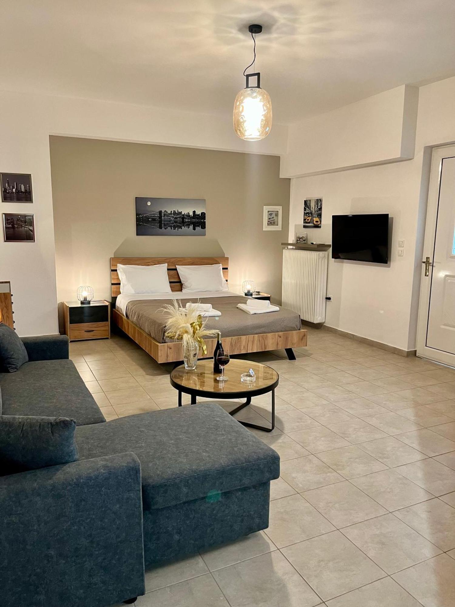 Lia'S Luxury Apartment - Near Airport Koropion Exteriör bild