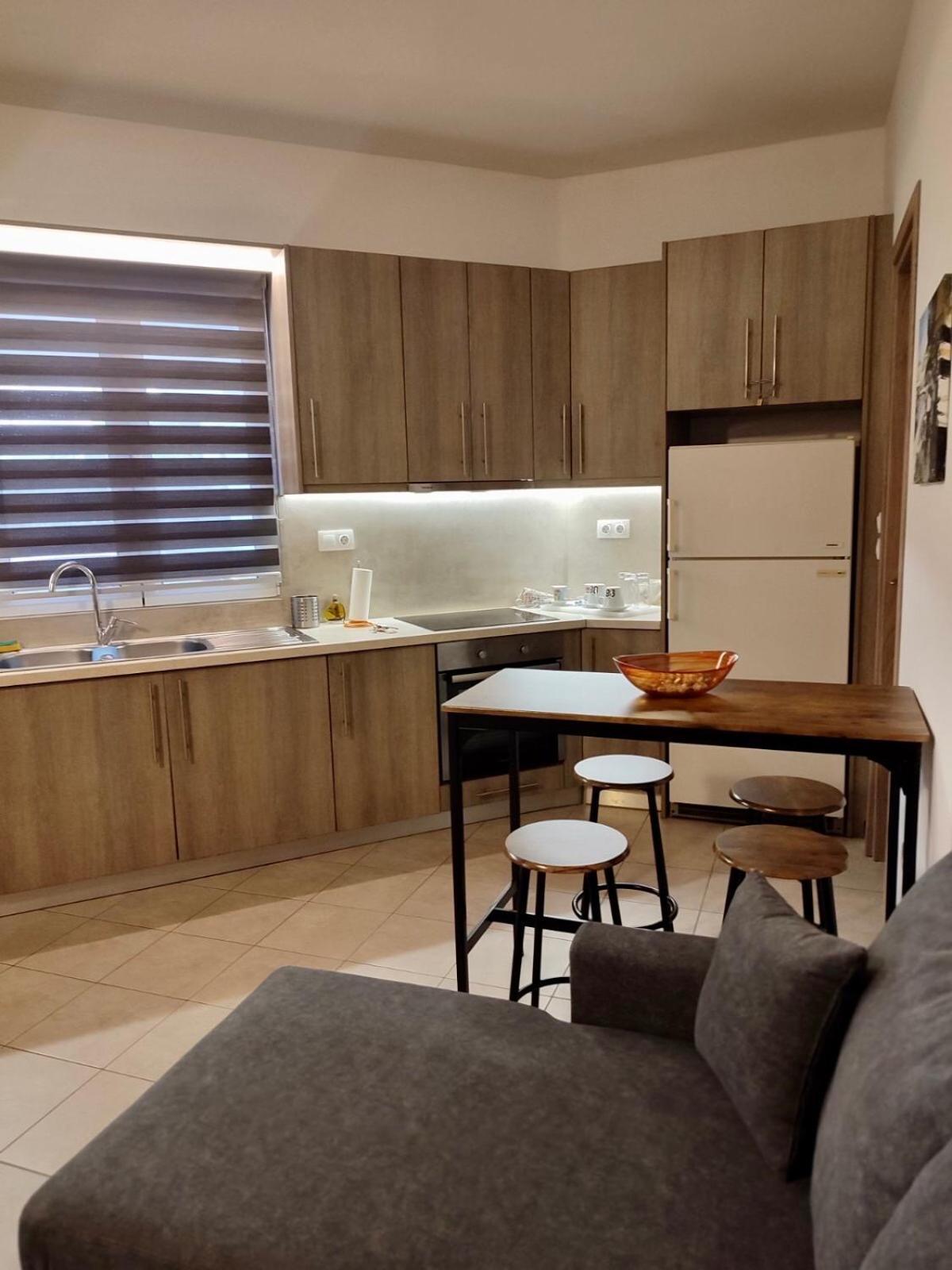 Lia'S Luxury Apartment - Near Airport Koropion Exteriör bild